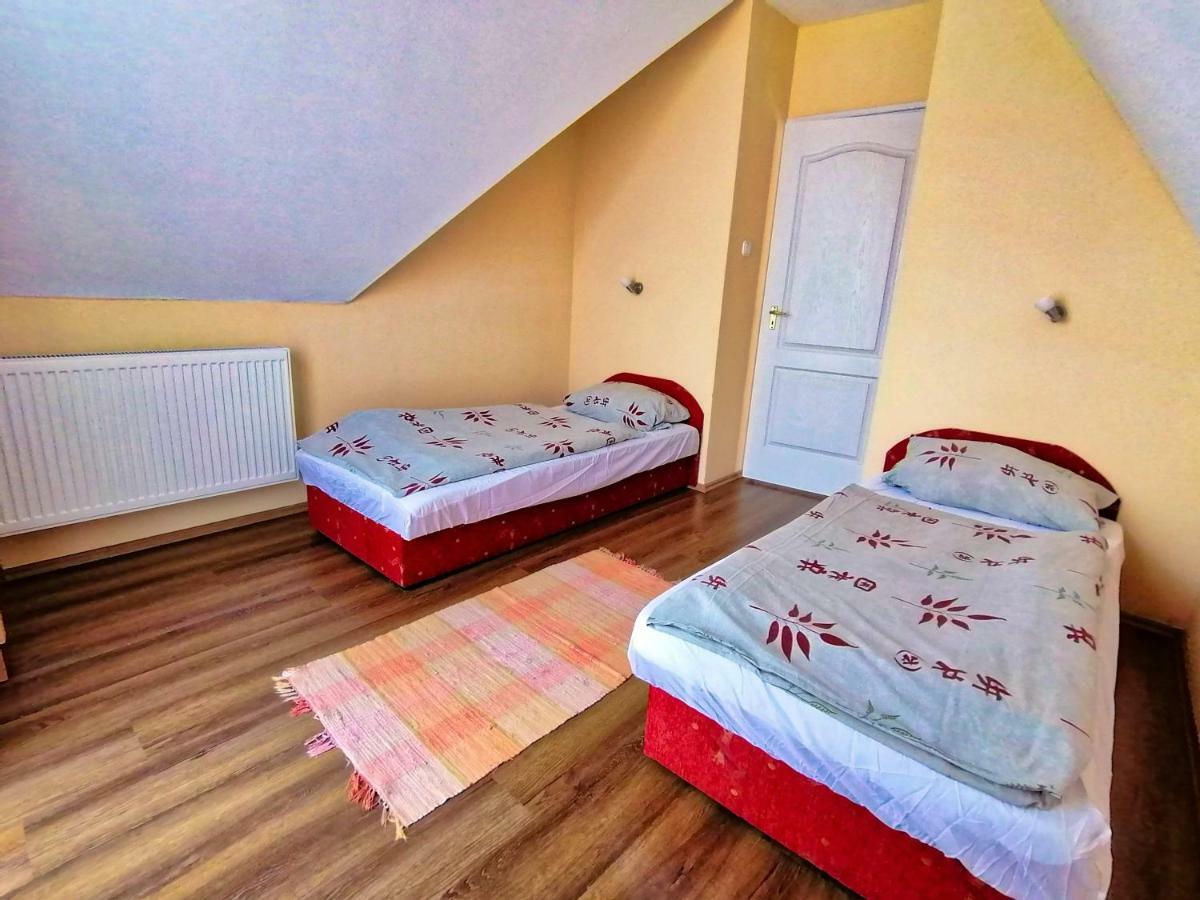 Villa Aida Apartman Hajdúszoboszló Exterior foto