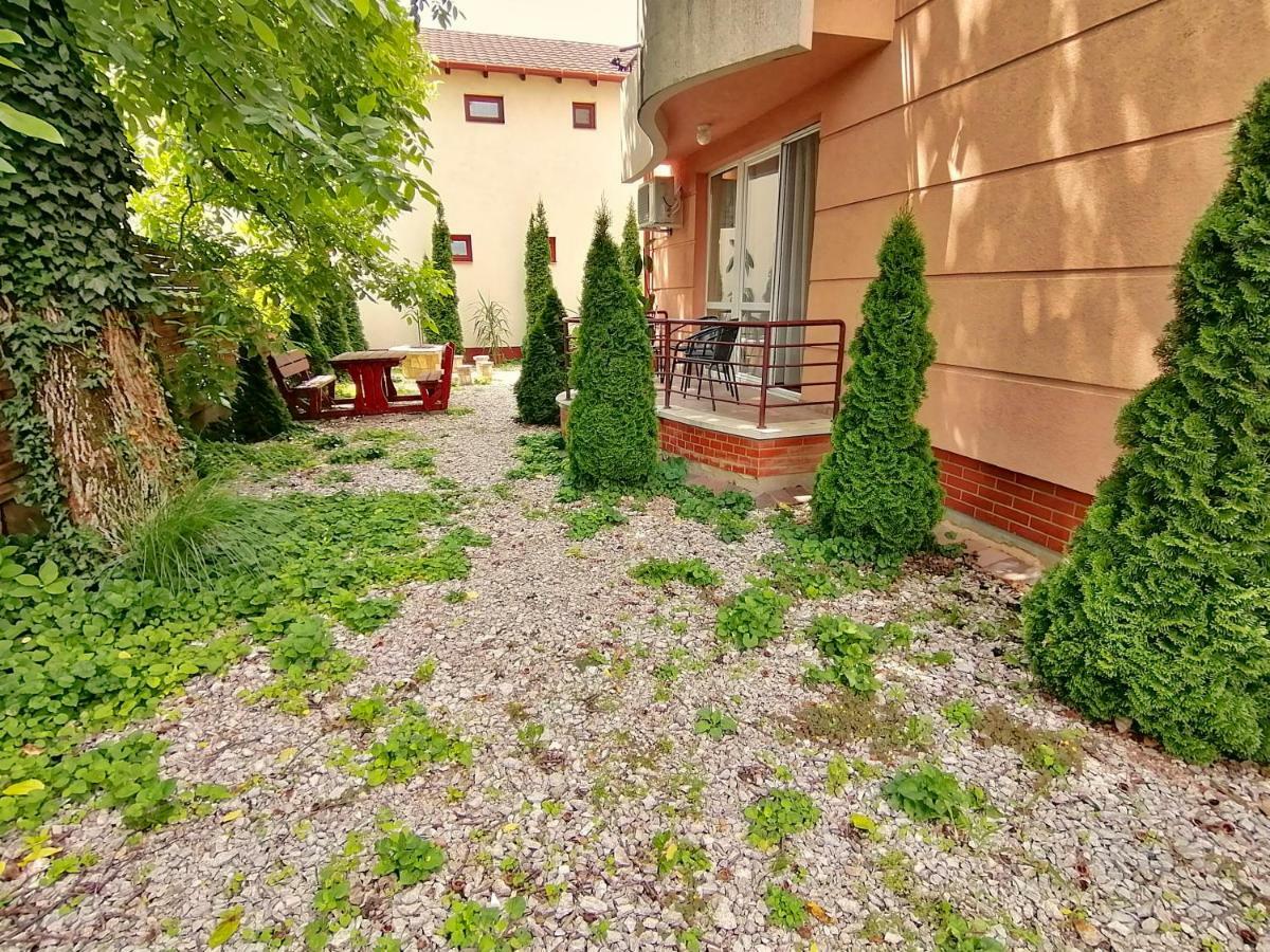 Villa Aida Apartman Hajdúszoboszló Exterior foto