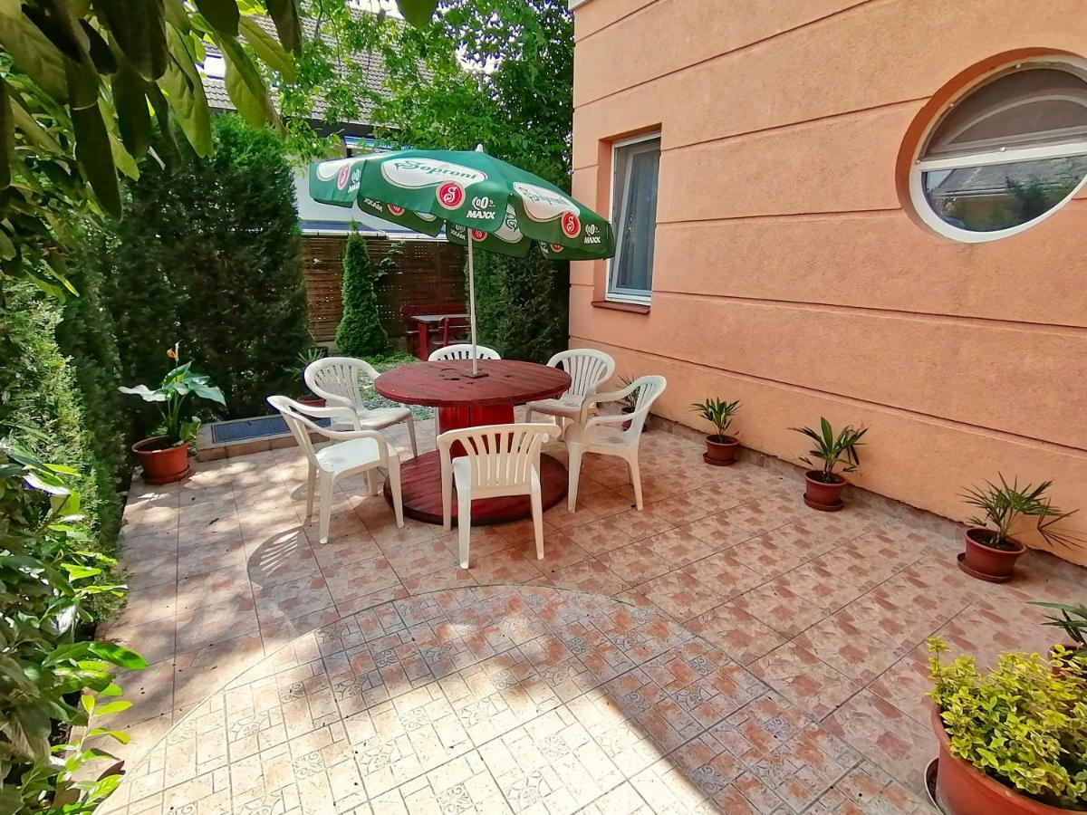 Villa Aida Apartman Hajdúszoboszló Exterior foto